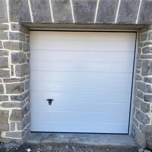 Puertas seccionales residenciales